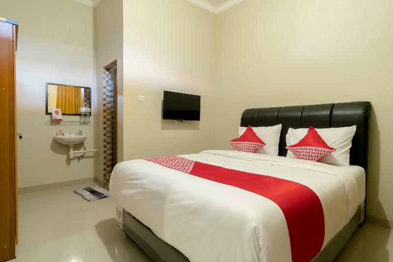 Reddoorz At Joyce Guest House ميدان المظهر الخارجي الصورة