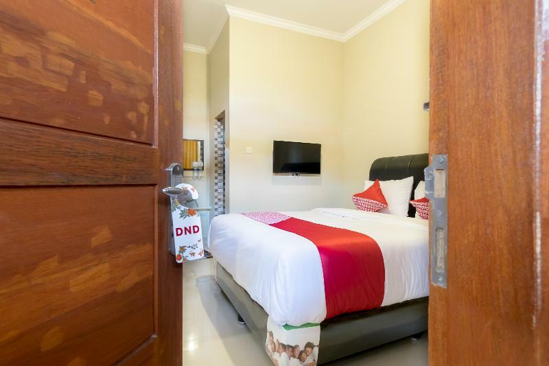 Reddoorz At Joyce Guest House ميدان المظهر الخارجي الصورة